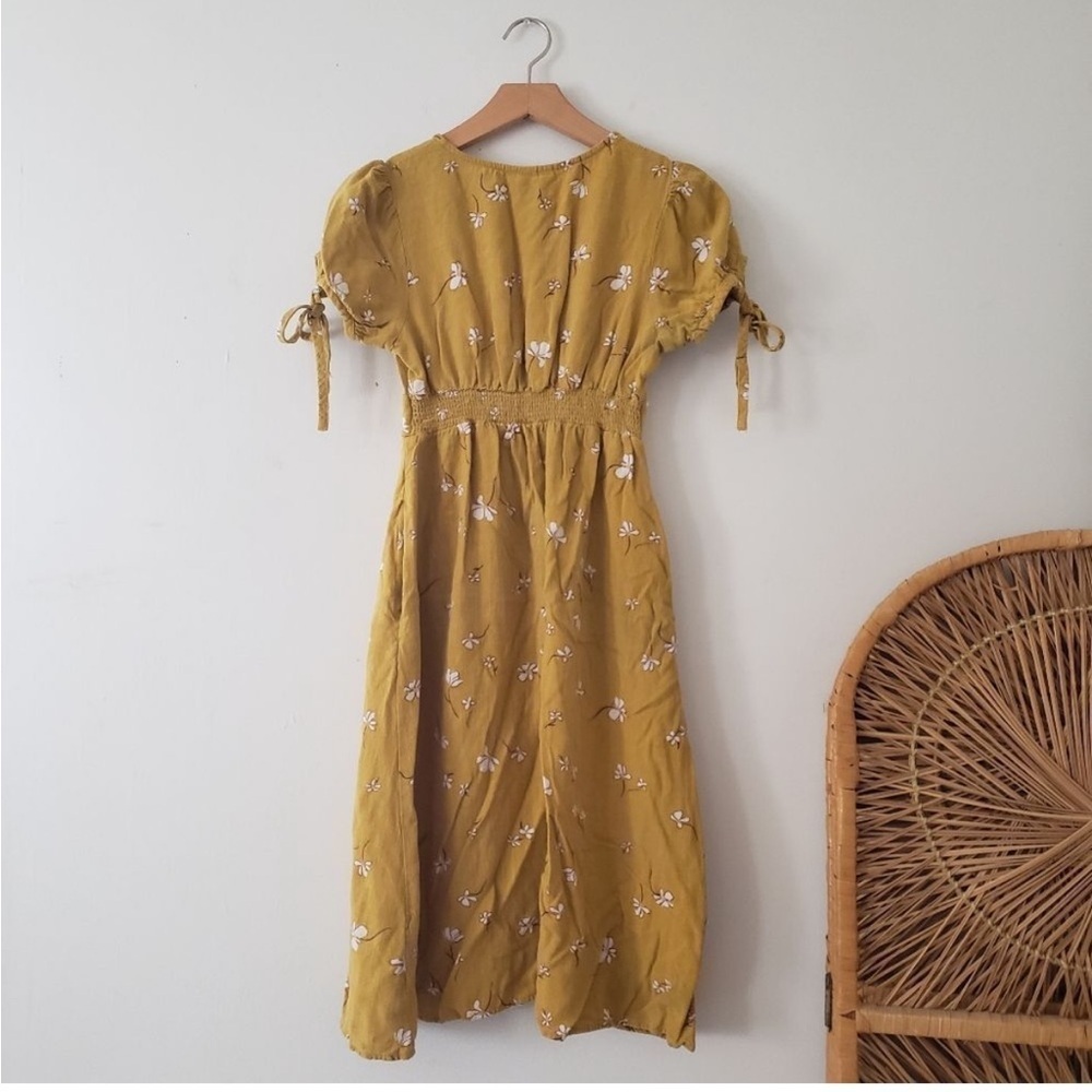 Universal Thread Yellow Floral Linen Blend Dirndle Style Dress M - Picture 2 of 2
